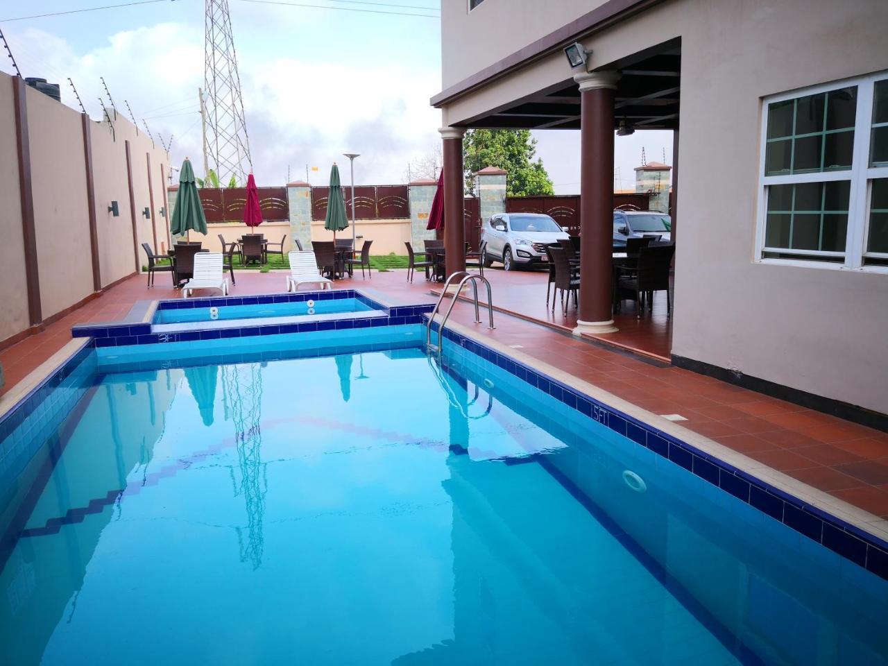 Frederick'S Lodge Kumasi Dış mekan fotoğraf